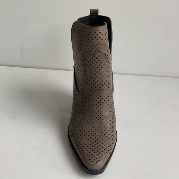 Qupid Mesh V Cut bootie faux leather closed pointy toe side cut 4” dark taupe - Picture 15 of 16